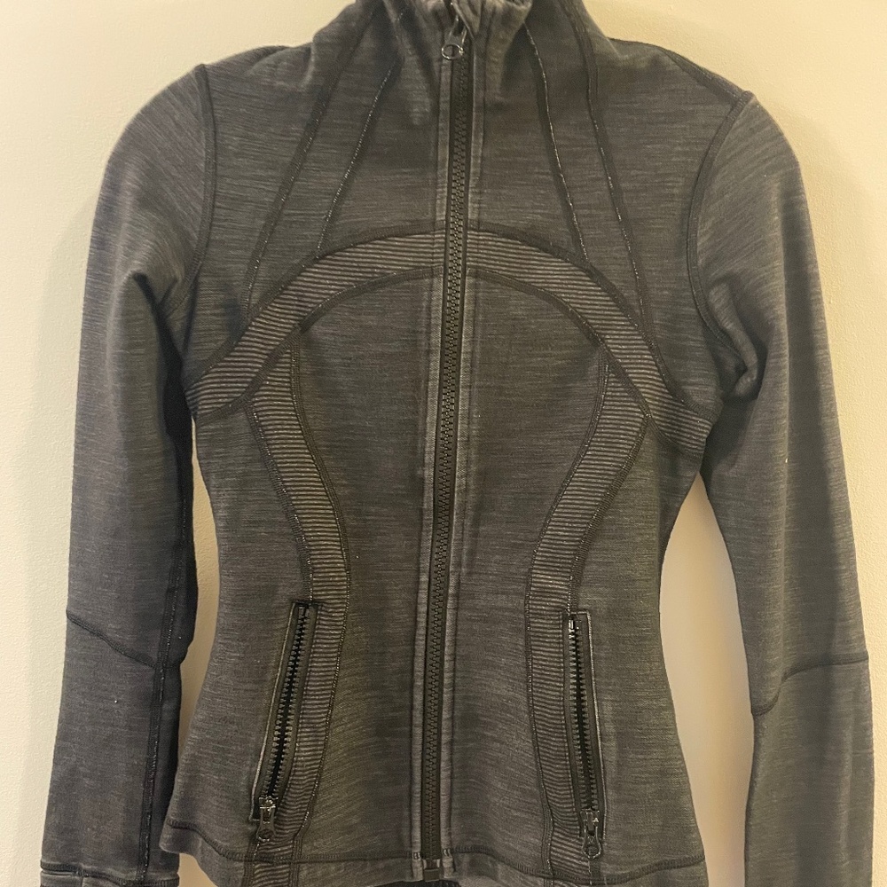 Lululemon zip up jacket